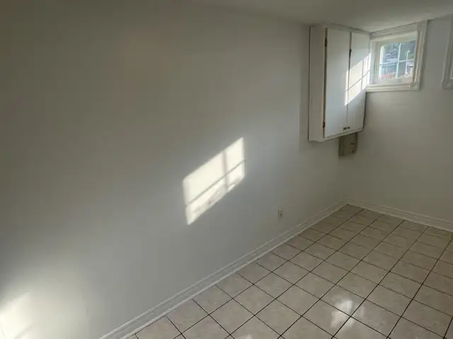 Birchmount and Danforth Basement Apartment Rental - Photo 5