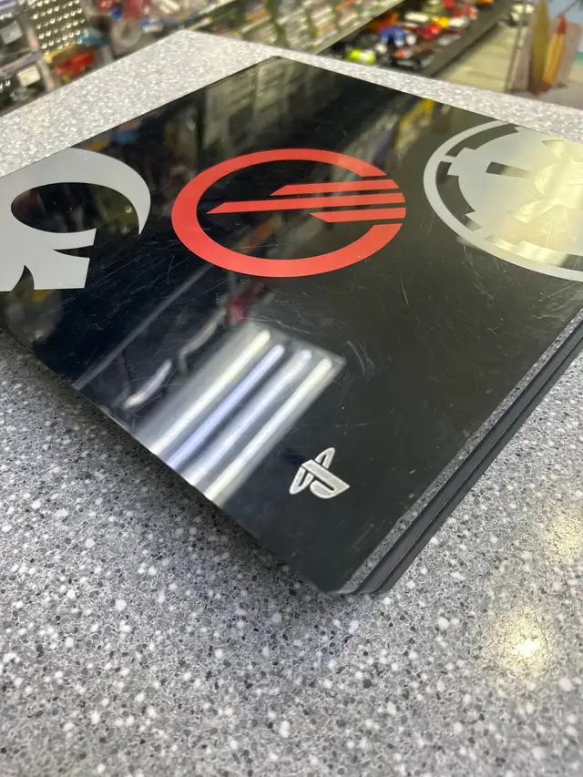 PlayStation 4 (PS4) 1TB Star Was BattleFront ll - Photo 3