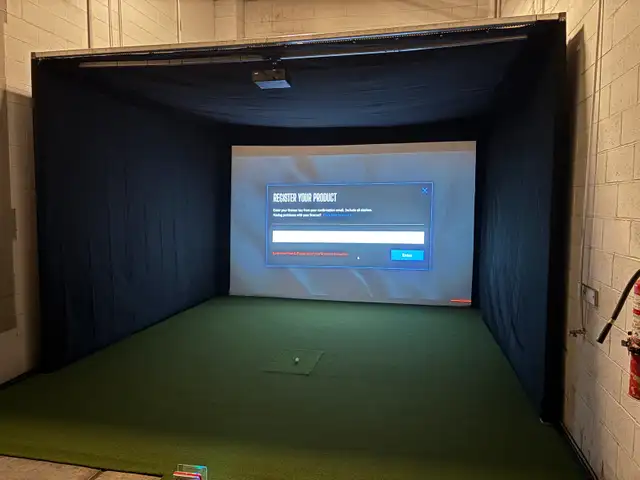 Golf Simulator Bay - Photo 6