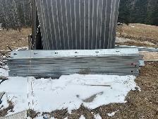 Free steel studs/scrap metal - Photo 2