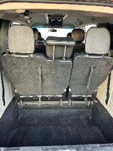 2014 Chrysler Town & Country - Photo 7