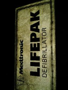 lifepak crplus defibrillator  portable with extra pads NEW - Photo 8