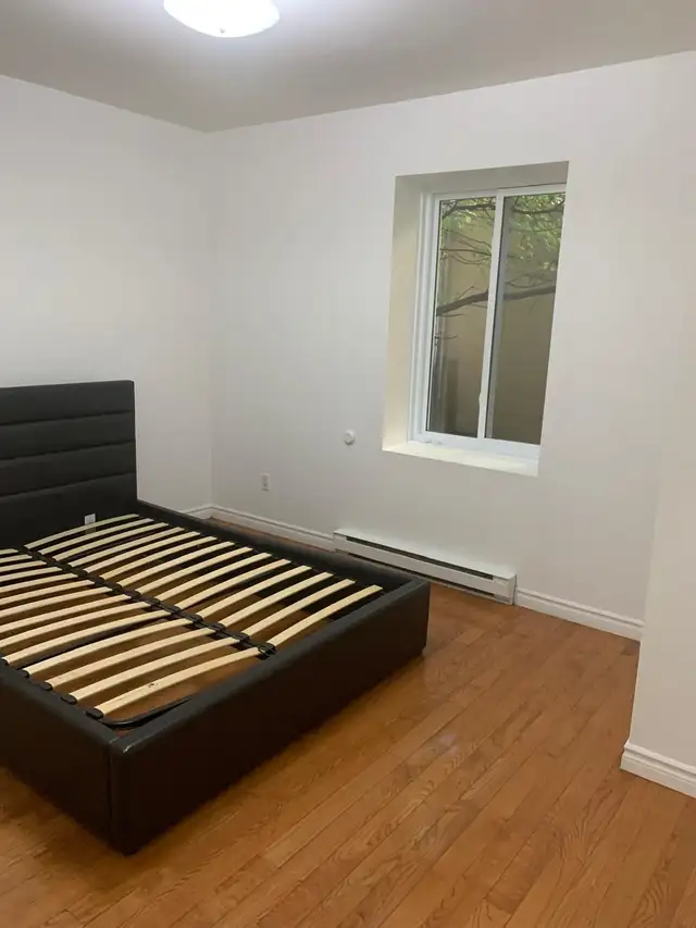 4½ rénové et ensoleillé au centre-ville Montreal métro Guy-Conco - Photo 6