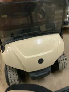 Yamaha Golf Cart - Photo 2