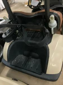 Yamaha Golf Cart - Photo 3