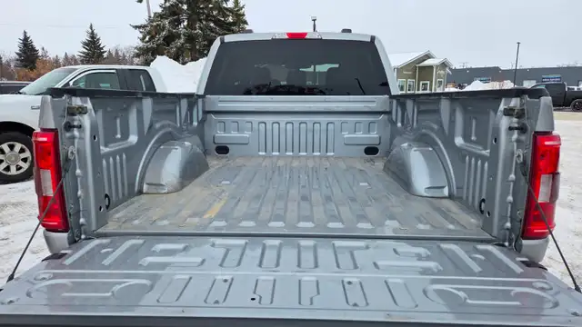 CERTIFIED 2022 F150 XLT SUPERCREW 5.0L 4X4 - NAV   MORE -YORKTON - Photo 9