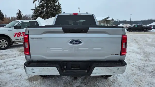 CERTIFIED 2022 F150 XLT SUPERCREW 5.0L 4X4 - NAV   MORE -YORKTON - Photo 10