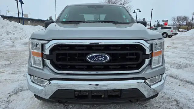 CERTIFIED 2022 F150 XLT SUPERCREW 5.0L 4X4 - NAV   MORE -YORKTON - Photo 17