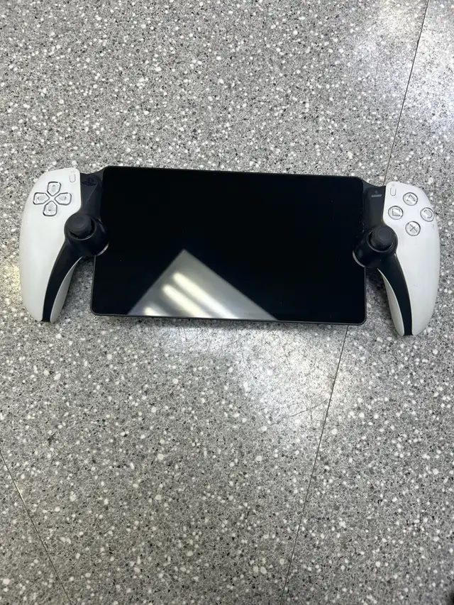 PlayStation 5 (PS5) Portal Cr-y1001