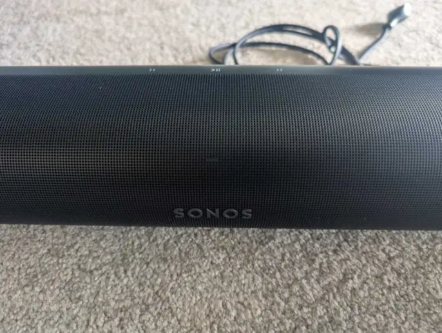Complete Sonos surround sound. Sonos arc, ERA 100 and mini sub. - Photo 4