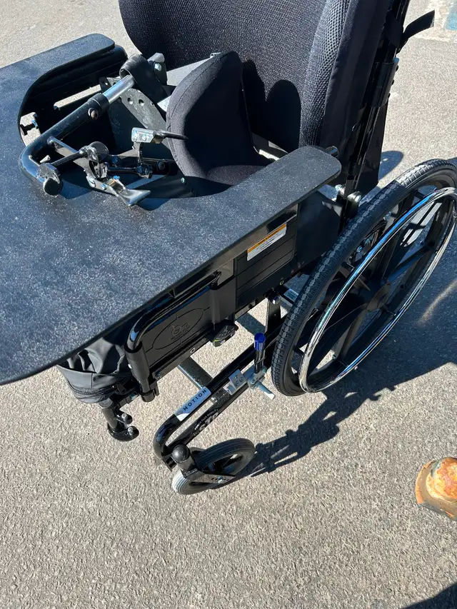 Recliner wheelchair new