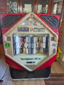 Full size CD Jukebox