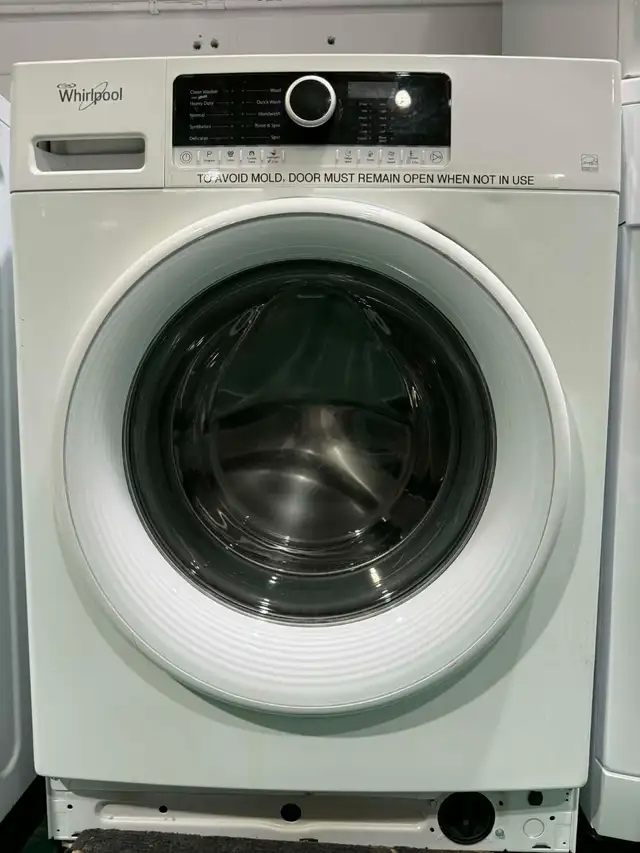 Whirlpool Apartment Size Washer 24' (W7278) (Delivery included)