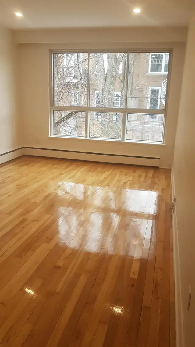 Heated, bright 3 & 1/2