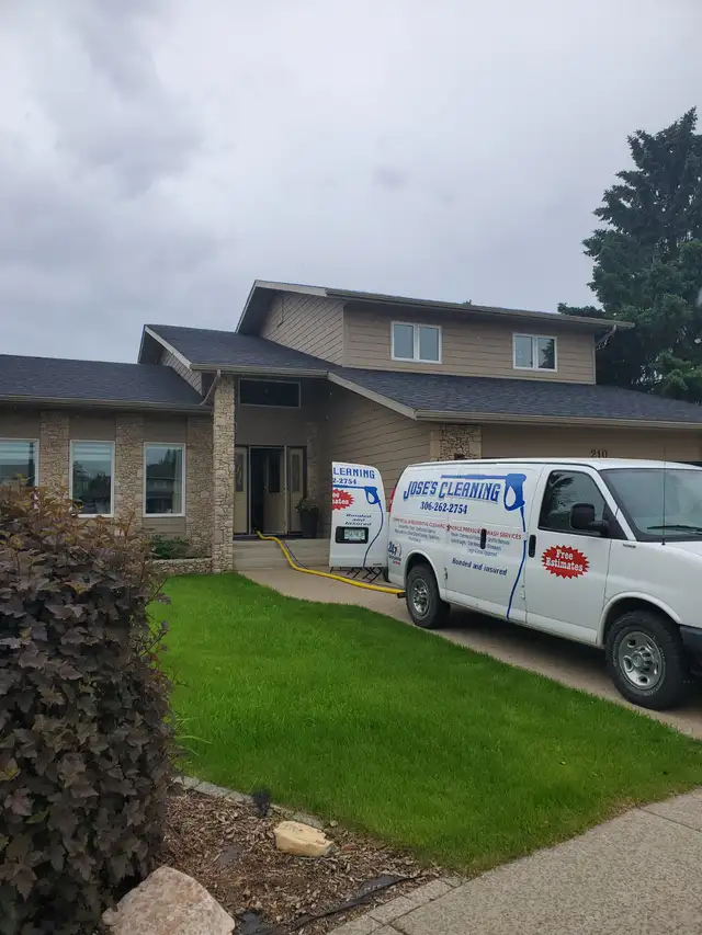 CARPET CLEANING - Photo 3