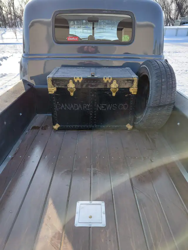 1948 Chevy 3100 - Photo 5