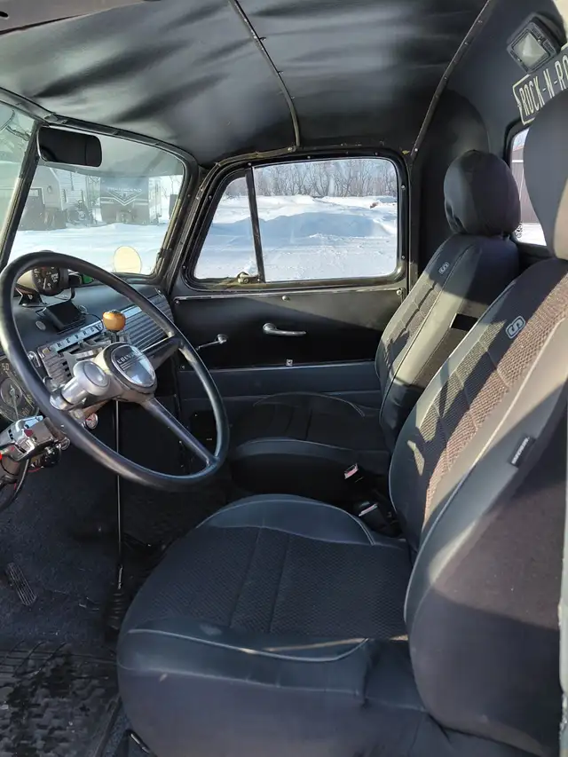 1948 Chevy 3100 - Photo 9