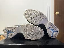 Jordan 9 Retro University blue - Photo 3