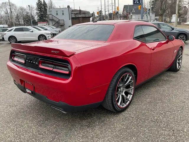 2015 Dodge Challenger SRT 392 - LTHR! NAV! BACK-UP CAM! BSM! COO - Photo 7