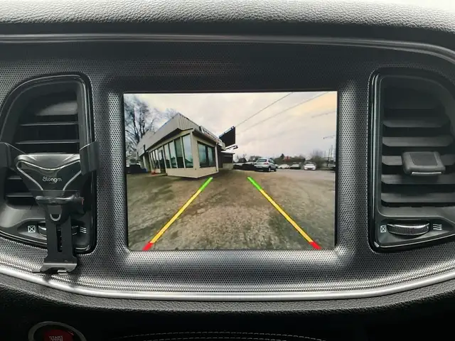 2015 Dodge Challenger SRT 392 - LTHR! NAV! BACK-UP CAM! BSM! COO - Photo 23