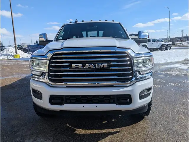2024 Ram 3500 Longhorn 6.7L/Touchscreen Nav/Sunroof/Cam - Photo 6