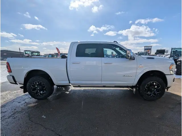 2024 Ram 3500 Longhorn 6.7L/Touchscreen Nav/Sunroof/Cam - Photo 8