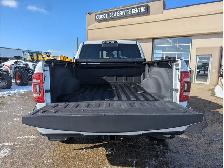2024 Ram 3500 Longhorn 6.7L/Touchscreen Nav/Sunroof/Cam - Photo 11