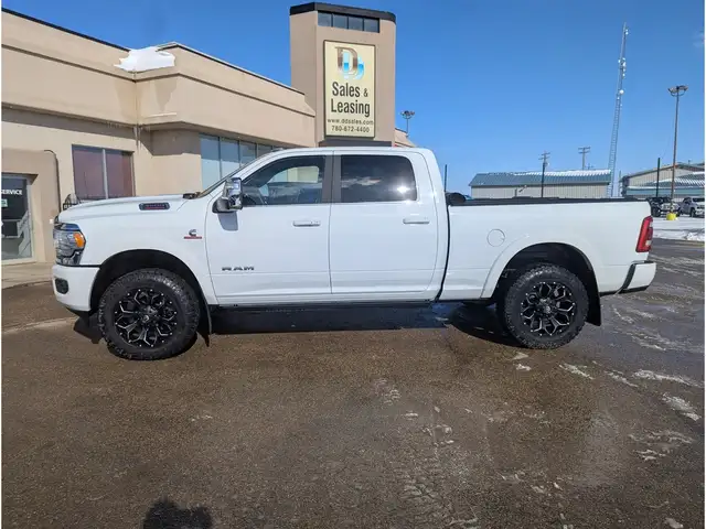 2024 Ram 3500 Longhorn 6.7L/Touchscreen Nav/Sunroof/Cam - Photo 13