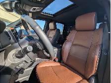 2024 Ram 3500 Longhorn 6.7L/Touchscreen Nav/Sunroof/Cam - Photo 17