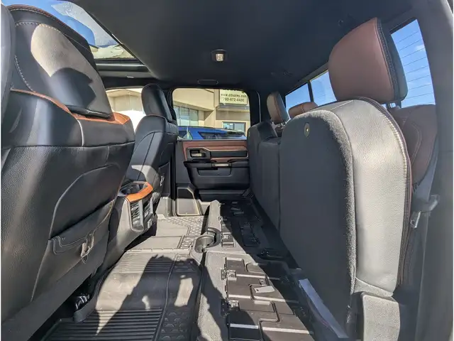 2024 Ram 3500 Longhorn 6.7L/Touchscreen Nav/Sunroof/Cam - Photo 19