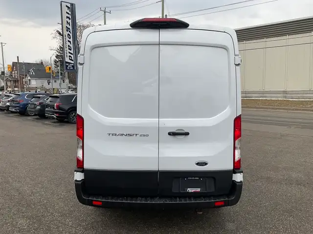 2022 Ford Transit T-250 Van Med. Roof w/Sliding Pass. 130-in. WB - Photo 6