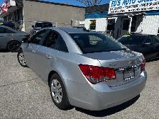 2016 Chevrolet Cruze LT, Back-Up Camera, - Photo 4