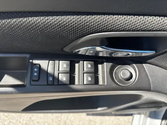2016 Chevrolet Cruze LT, Back-Up Camera, - Photo 9