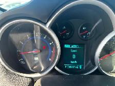 2016 Chevrolet Cruze LT, Back-Up Camera, - Photo 11