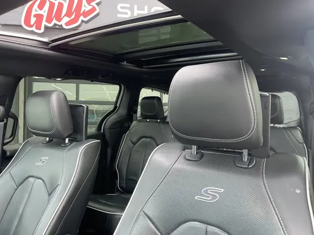 2024 Chrysler Pacifica LTD S Pkg | DVD | Panoroof | Nav | - Photo 2
