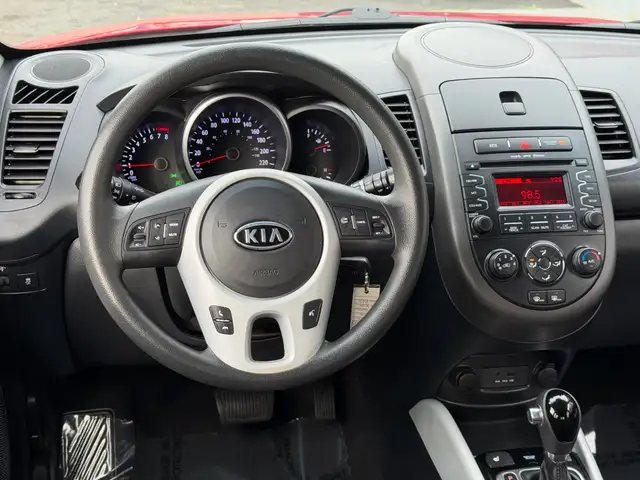 2012 Kia Soul 5dr Wgn Auto 2u, Fuel Efficient, FREE 10,000 KM CO - Photo 14