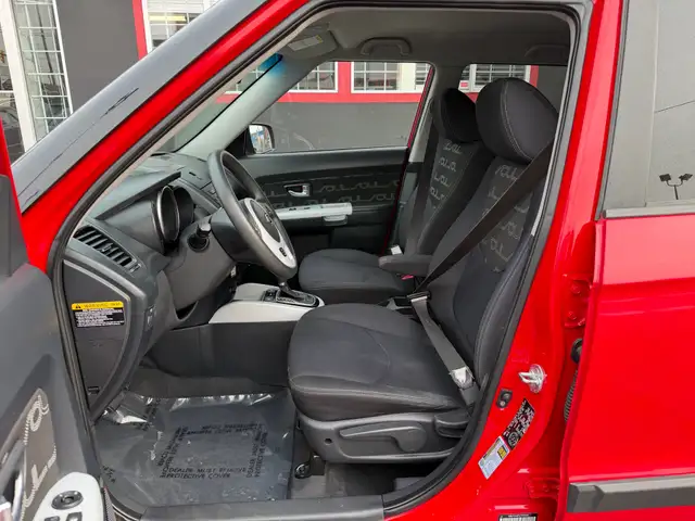 2012 Kia Soul 5dr Wgn Auto 2u, Fuel Efficient, FREE 10,000 KM CO - Photo 16