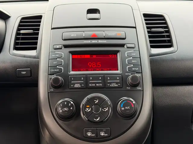 2012 Kia Soul 5dr Wgn Auto 2u, Fuel Efficient, FREE 10,000 KM CO - Photo 22