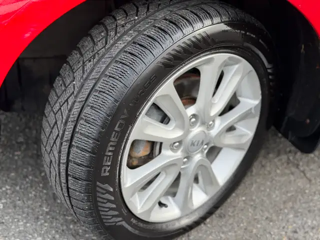 2012 Kia Soul 5dr Wgn Auto 2u, Fuel Efficient, FREE 10,000 KM CO - Photo 25