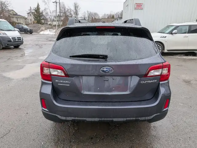 2015 Subaru Outback - Photo 5