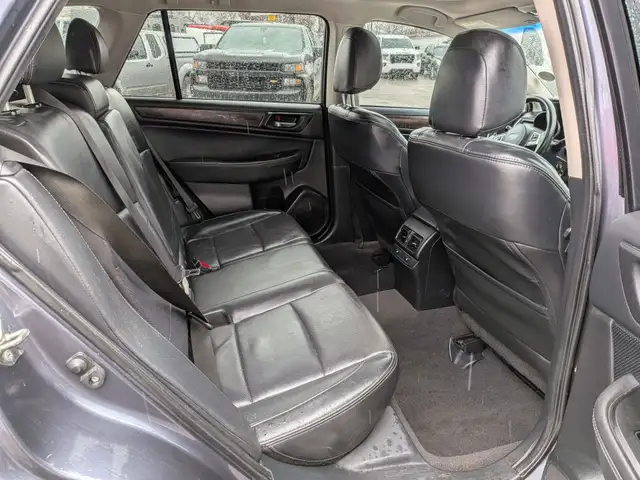 2015 Subaru Outback - Photo 10