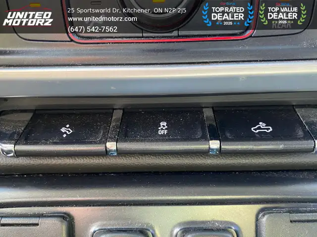 2015 GMC Sierra 1500 SLT Crew Cab 5.3L V8 4WD~NO ACCIDENTS~38 se - Photo 16