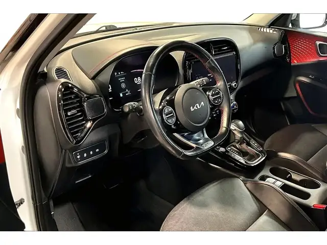2023 Kia Soul LEATHER | NAV | SUNROOF | BLIND SPOT - Photo 2