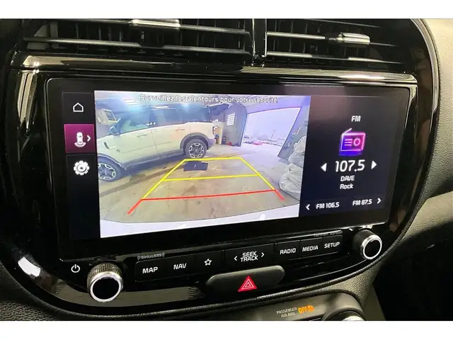 2023 Kia Soul LEATHER | NAV | SUNROOF | BLIND SPOT - Photo 6