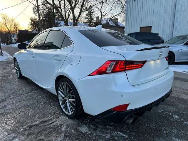 2015 Lexus IS 250 AWD - Photo 2