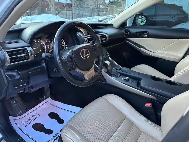 2015 Lexus IS 250 AWD - Photo 10