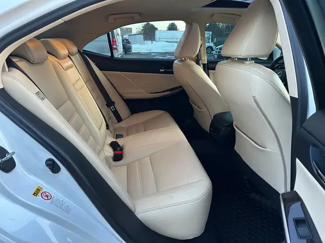 2015 Lexus IS 250 AWD - Photo 22