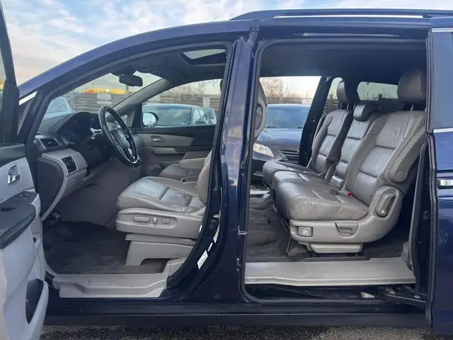 2014 Honda Odyssey EX-L with Navigation - Photo 9