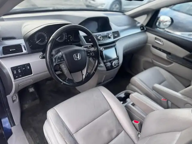 2014 Honda Odyssey EX-L with Navigation - Photo 11