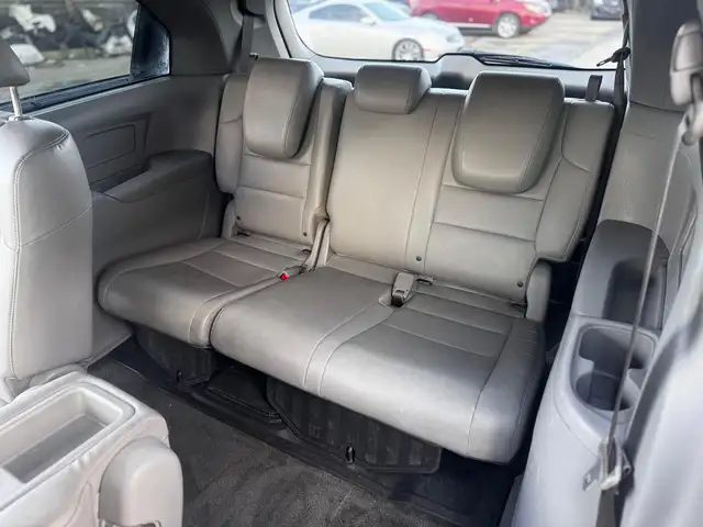 2014 Honda Odyssey EX-L with Navigation - Photo 14